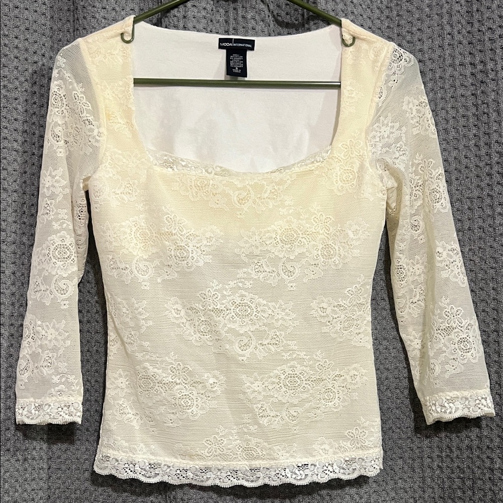 Moda International Ivory Lace Blouse🖤